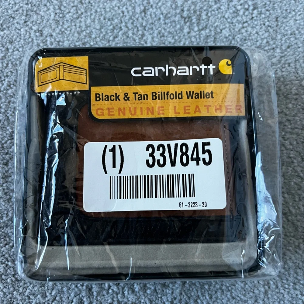 NWT Carhartt Sandokan Black and Tan Leather Pass Case Bifold Wallet - Picture 7 of 8
